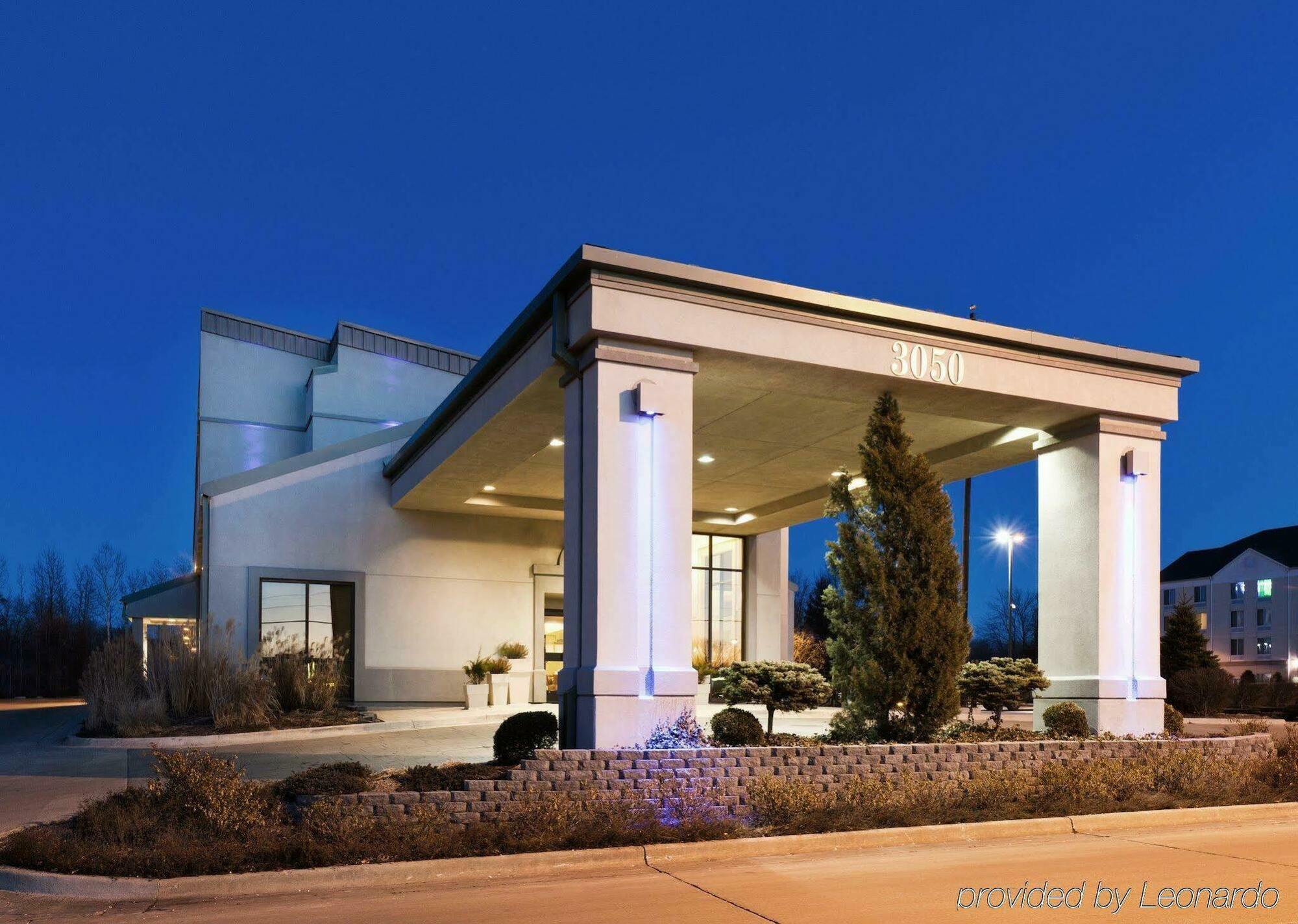 Holiday Inn Express & Suites Springfield By Ihg Εξωτερικό φωτογραφία